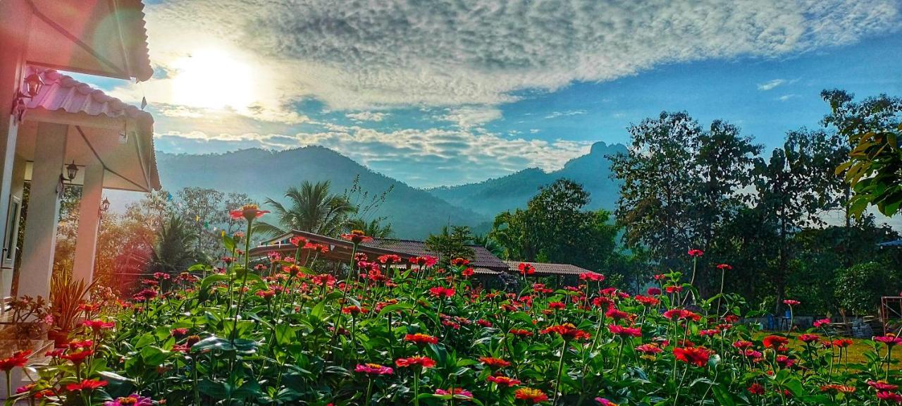 Khuang KomPimpisa Garden พิมพิศา การ์เด้นท์别墅 外观 照片