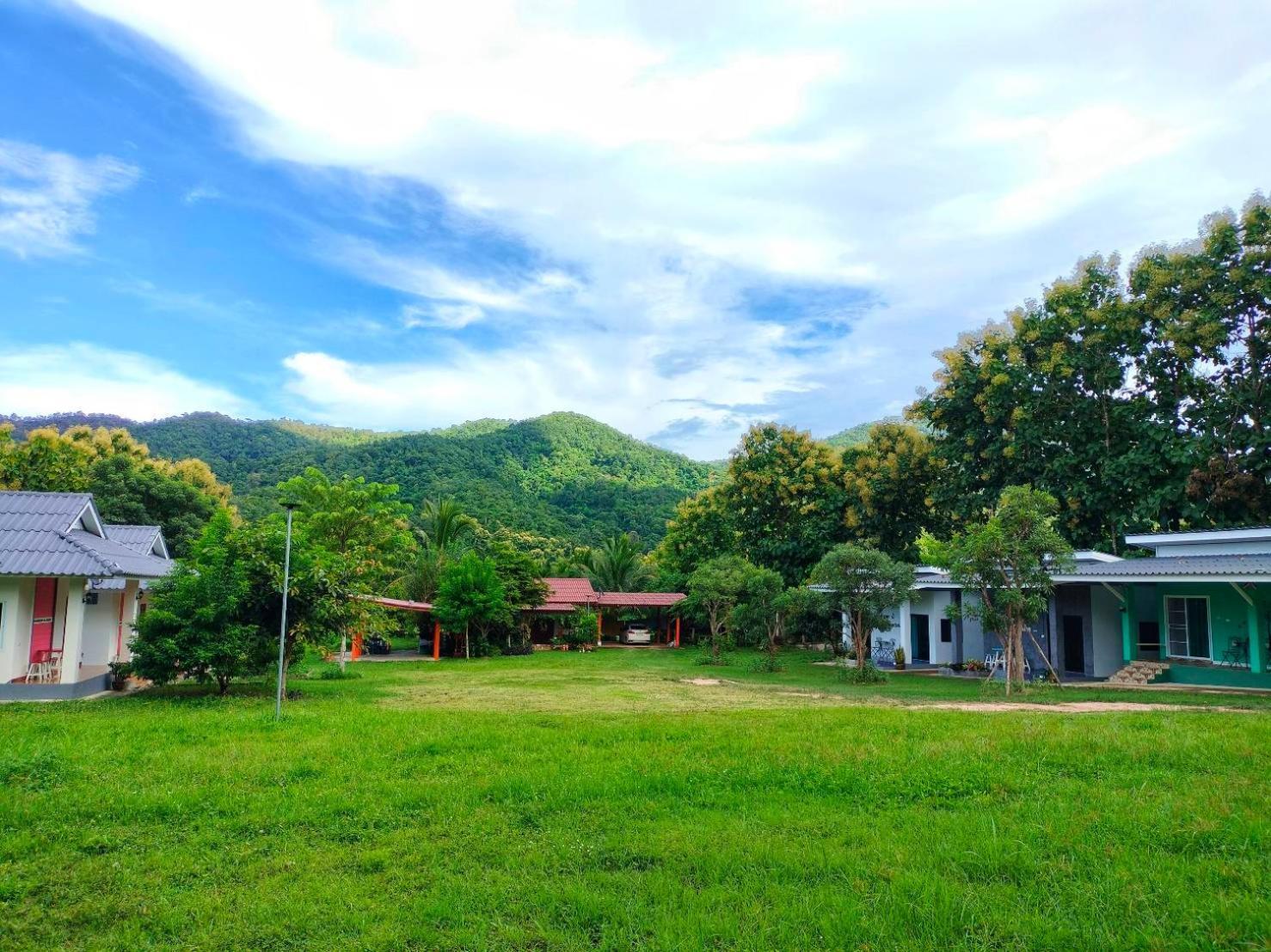Khuang KomPimpisa Garden พิมพิศา การ์เด้นท์别墅 外观 照片