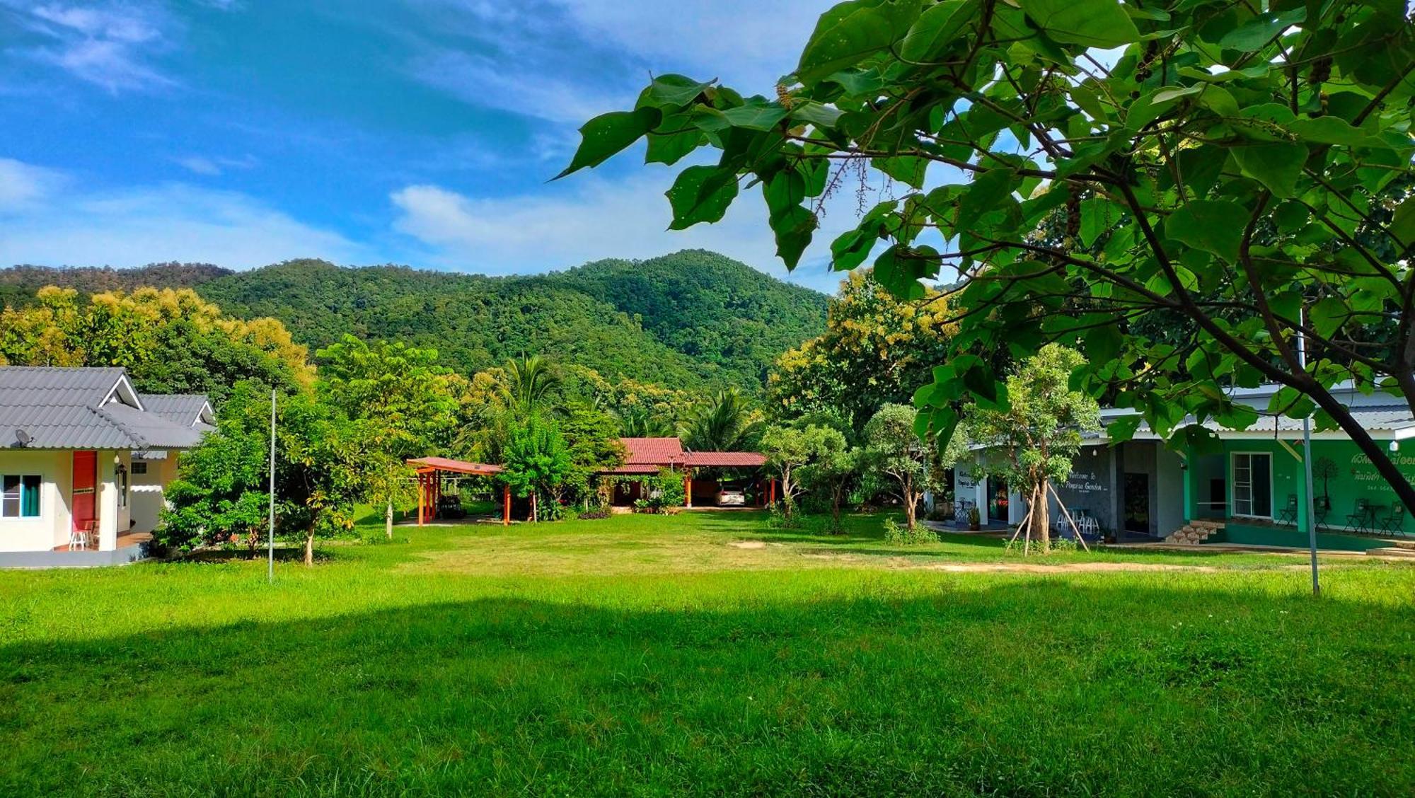 Khuang KomPimpisa Garden พิมพิศา การ์เด้นท์别墅 外观 照片